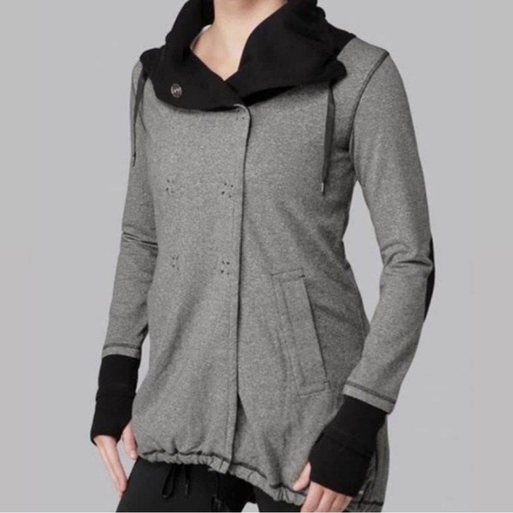 Lululemon athletica Gratitude wrap jacket RARE